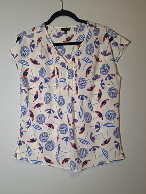 Talbots Cream Short Sleeve Beach Umbrella Print Blouse